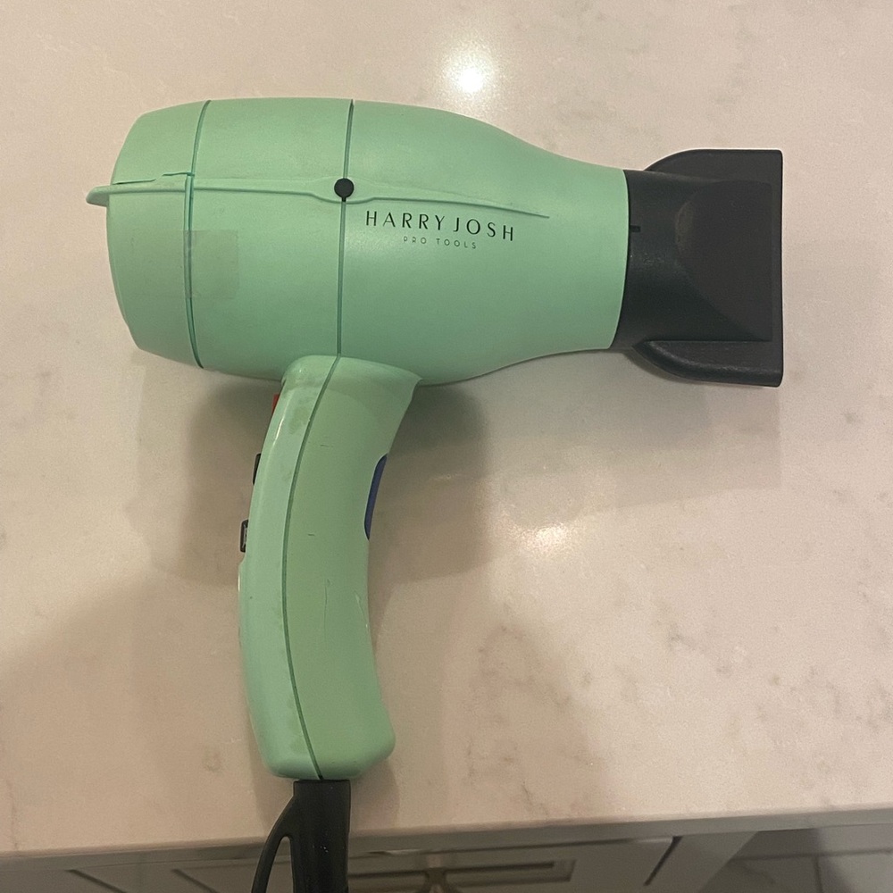 Harry Josh Pro Tools Pro Dryer 2000